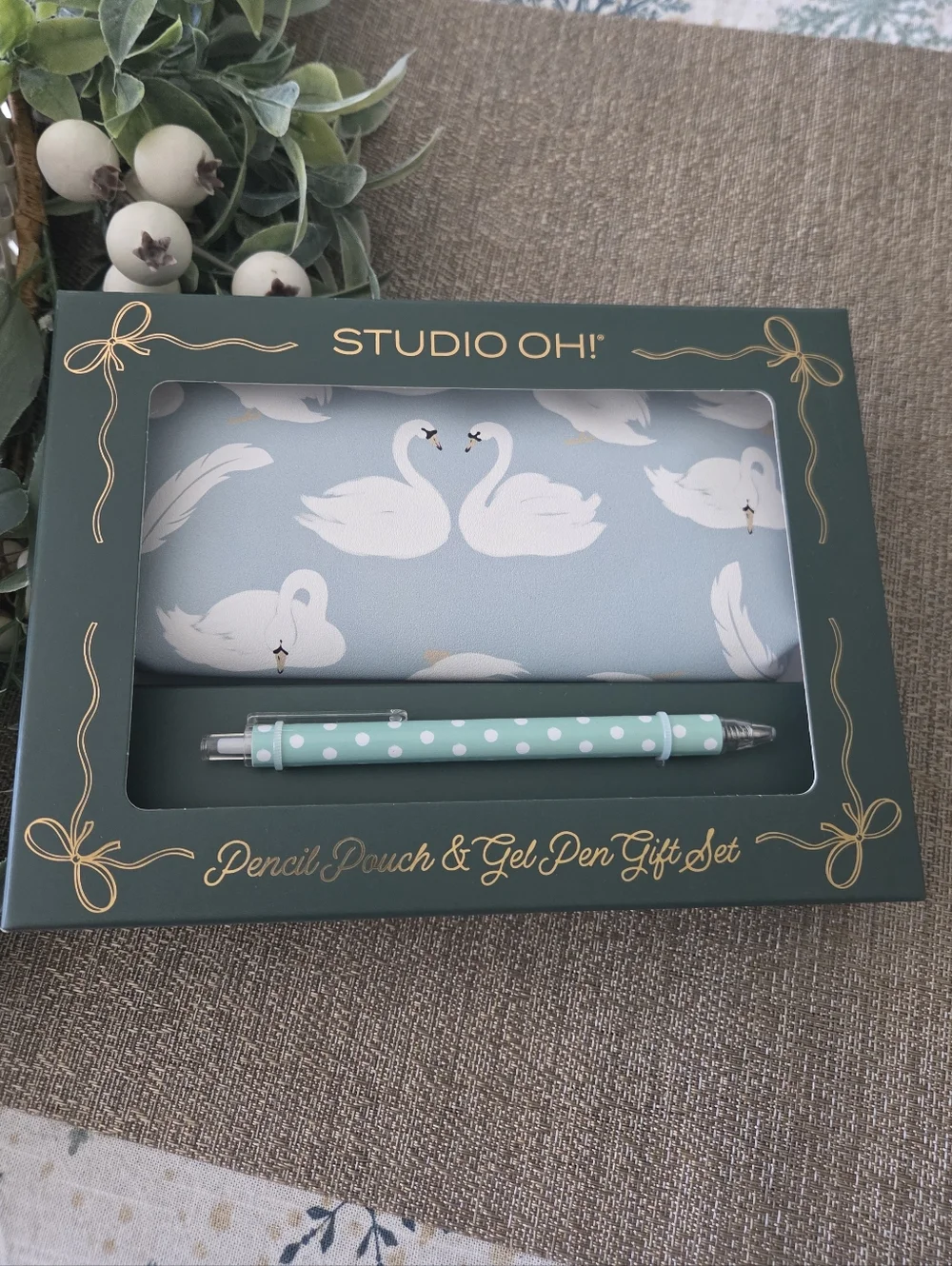 Studio Swan Pencil Pouch & Mint Polka Dot Gel Pen Gift Set